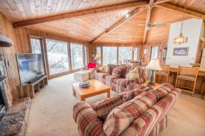 Luxury mountain lodging near top ski resorts in North Carolina.