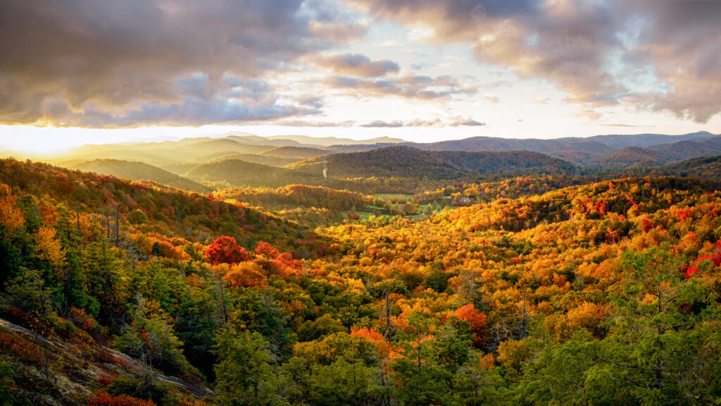 autumn sunset on the blue ridge parkway from flat rock overlook